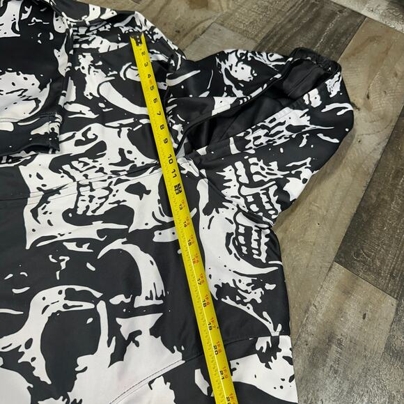 Skull Print Hoodie Black & White All-Over Design - All Over Print Hoodie Size L - Picture 4 of 13
